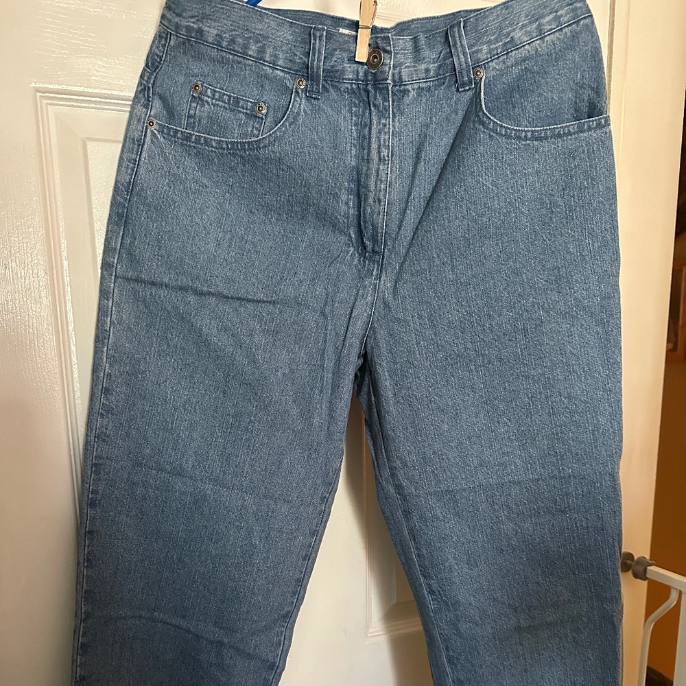 Christopher Banks Ladies Capri Jeans W/Bling/Sequined Designed Rolled Cuffs Sz 8